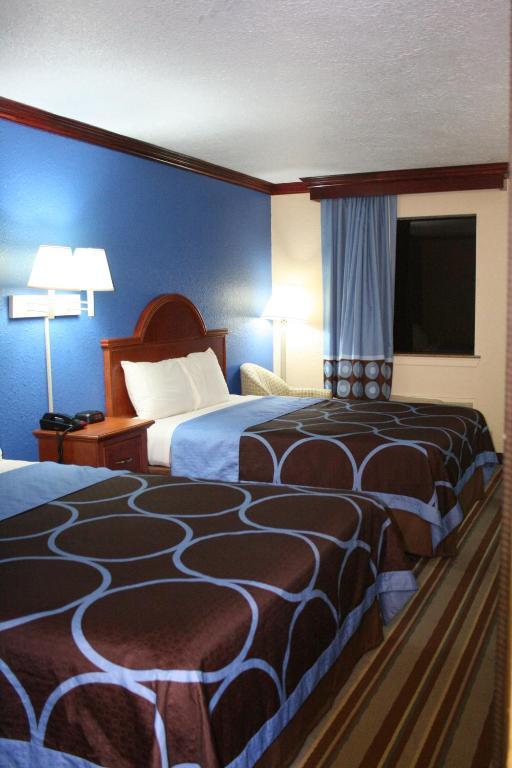 Super 8 By Wyndham 2* San Marcos