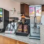 Super 8 By Wyndham San Marcos 