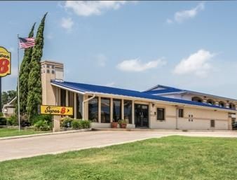 Super 8 By Wyndham Hotel 2*