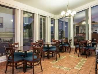Super 8 By Wyndham Hotel 2*