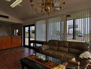 Super 8 By Wyndham Hotel