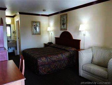 Super 8 By Wyndham