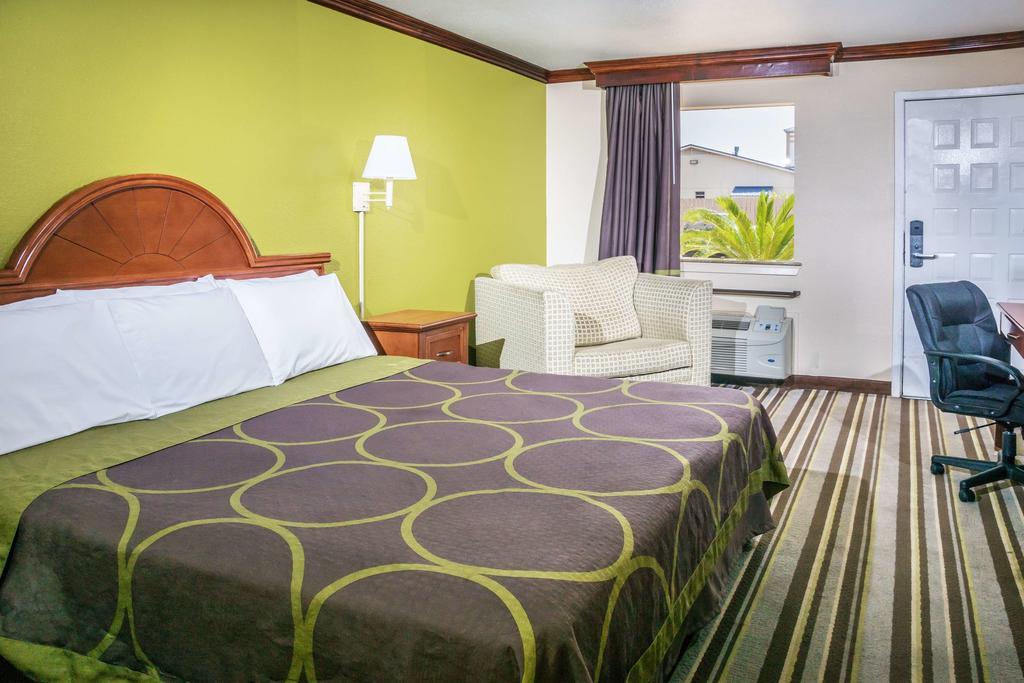 Hotel Super 8 By Wyndham