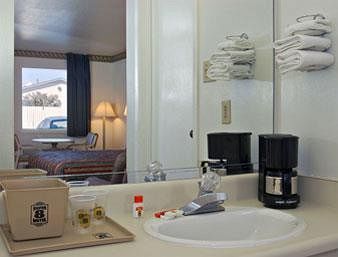 Hotel Super 8 By Wyndham 2*